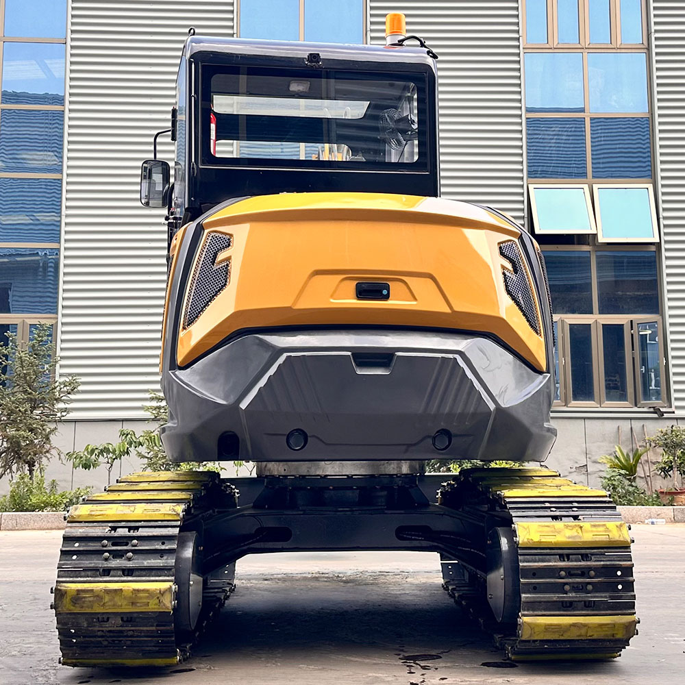 Sprzedam koparkę 6 tonową