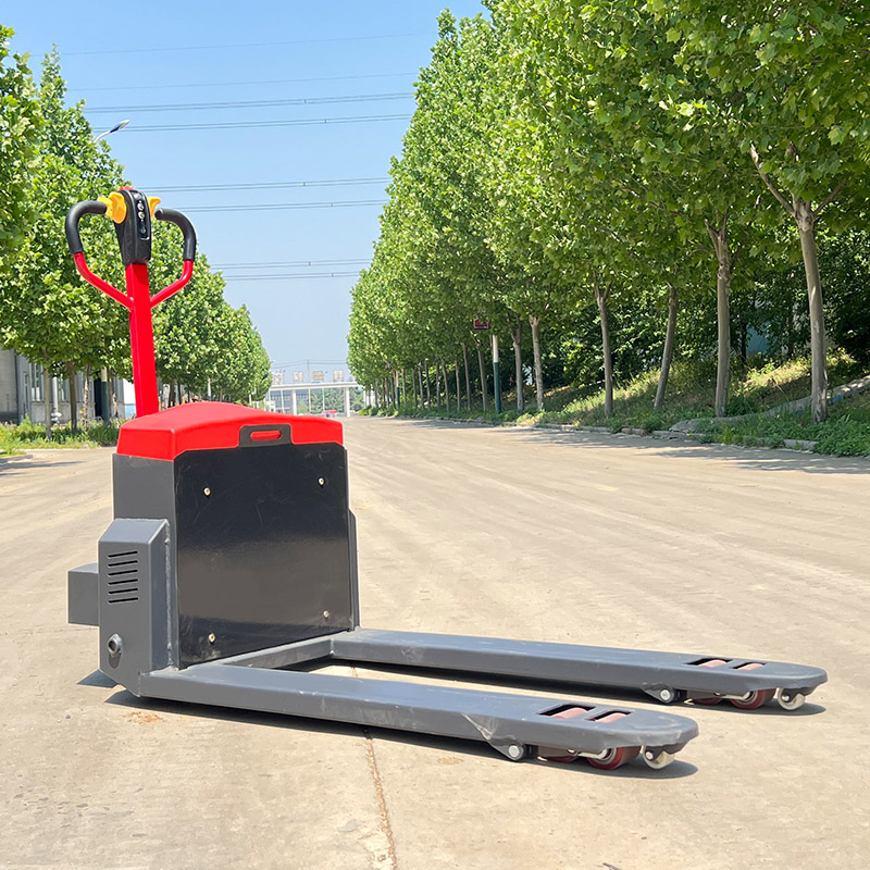 Wózek widłowy ręczny