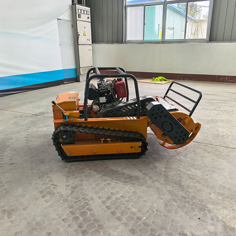 Zdalnie sterowana kosiarka LM800S