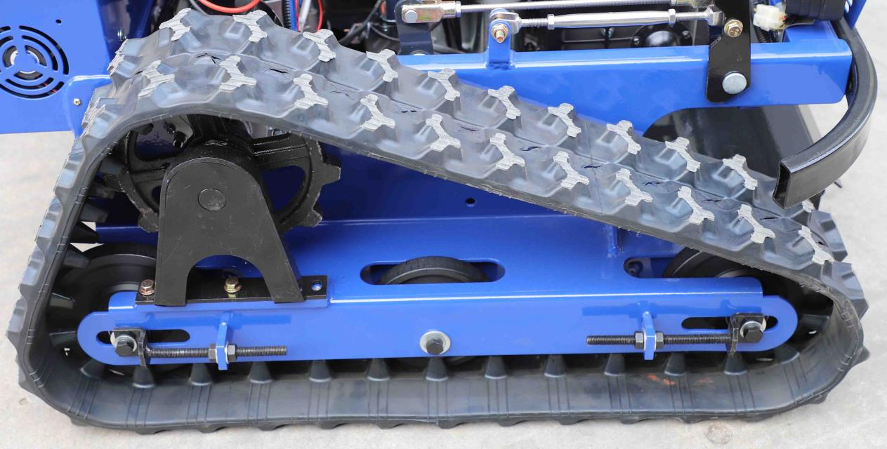 Zdalnie sterowana kosiarka do skarp