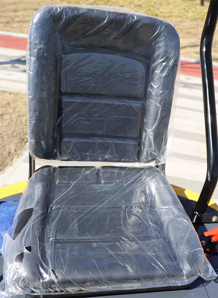 Minikoparka 1,2 tony