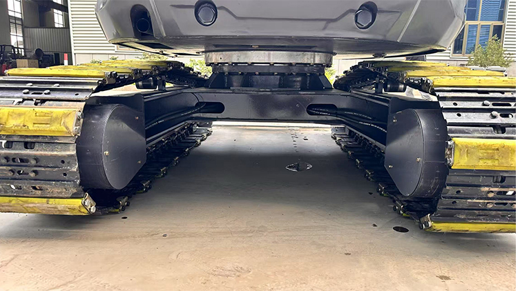 Sprzedam koparkę 6 tonową Sprzedam koparkę 6 tonową