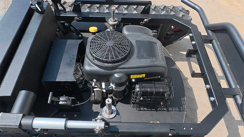 Automatyczna kosiarka do trawy.jpg