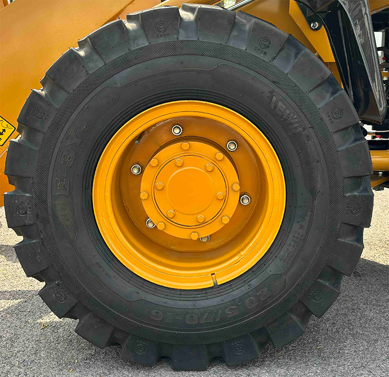 Ładowarka budowlana.jpg Ładowarka budowlana.jpg