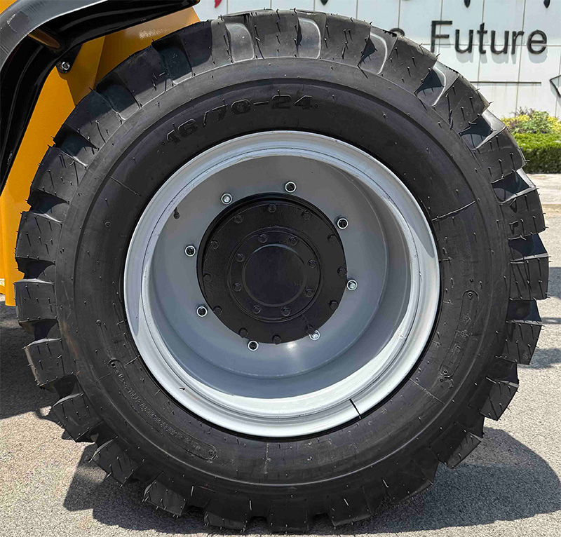 Sprzedam ładowarkę czołową