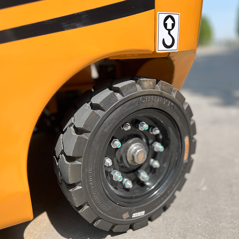 Małe wózki widłowe elektryczne