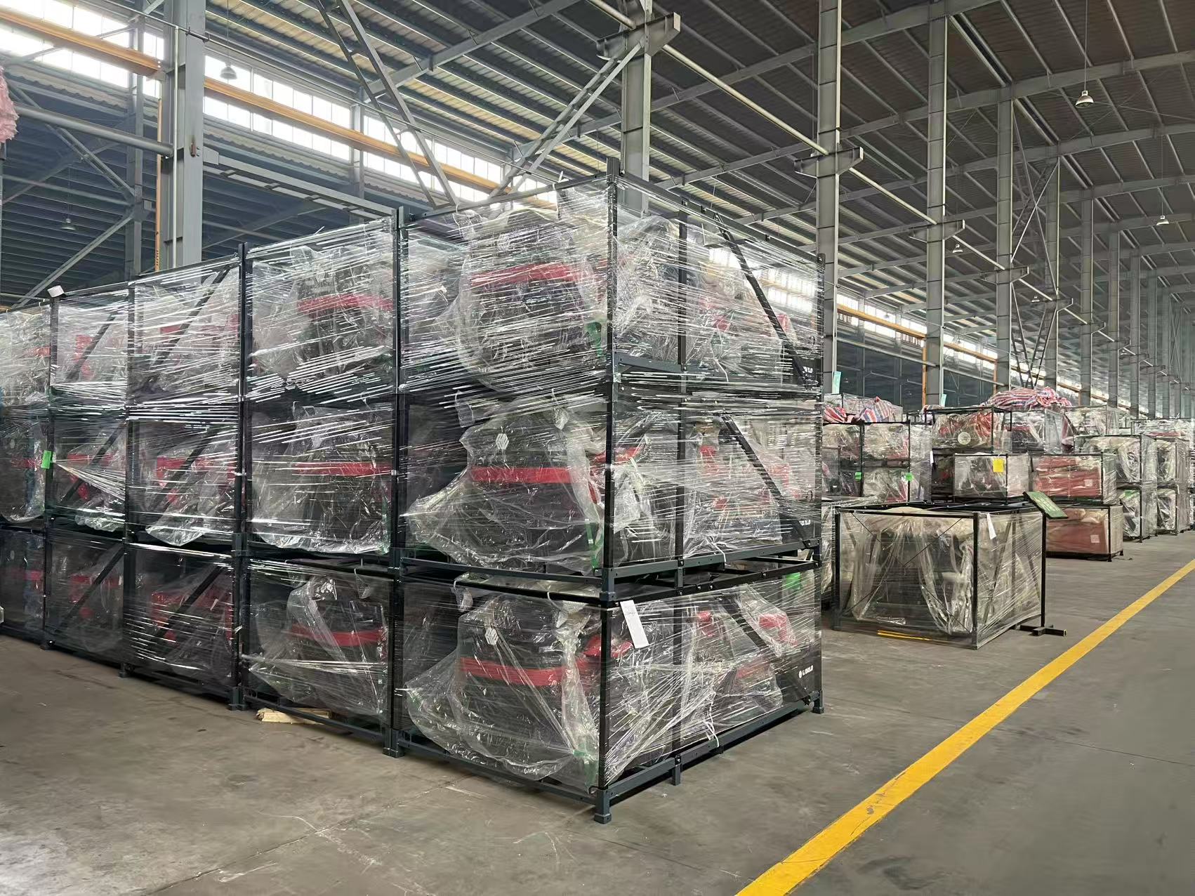 Kosiarki do trawy dostępne w magazynach europejskich za granicą Kosiarki do trawy dostępne w magazynach europejskich za granicą